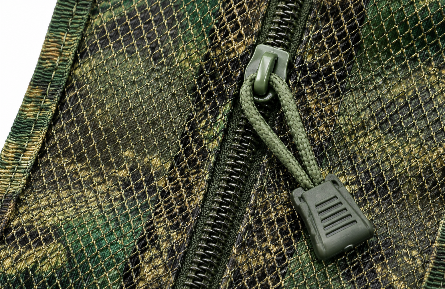 Secure MOLLE attachment system