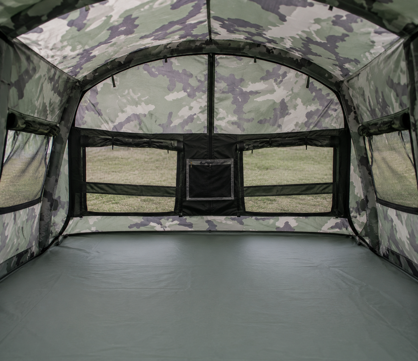Front interior space of the individual field shelter